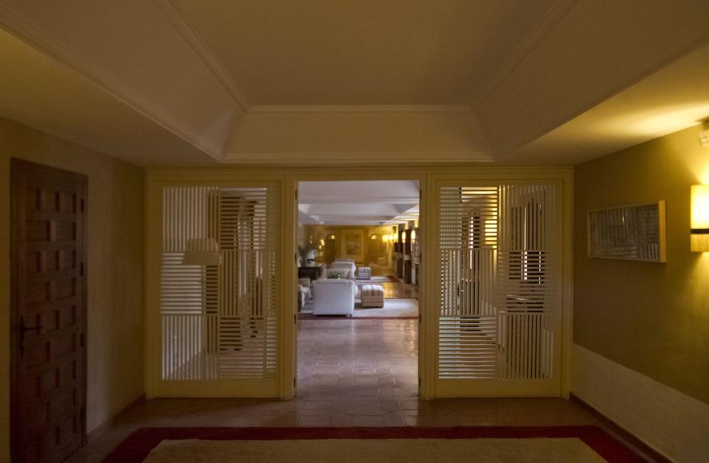 Parador De Cuenca Куенка Екстер'єр фото