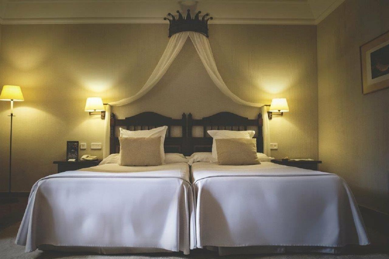 Parador De Cuenca Куенка Екстер'єр фото